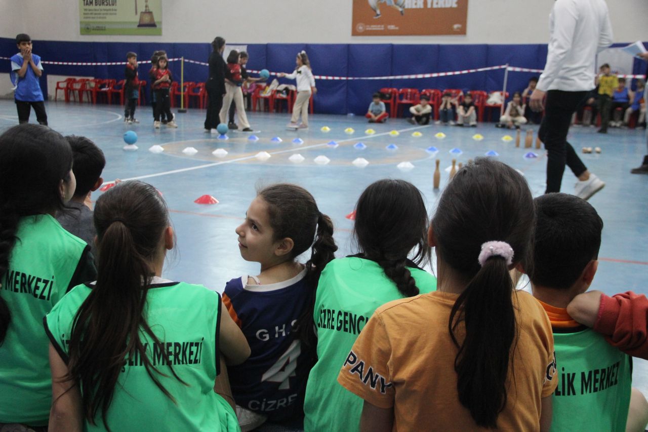 Cizre’de ilkokul öğrencileri eğlenceli etkinliklerle buluştu 2