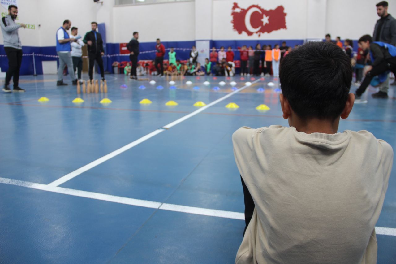 Cizre’de ilkokul öğrencileri eğlenceli etkinliklerle buluştu 3