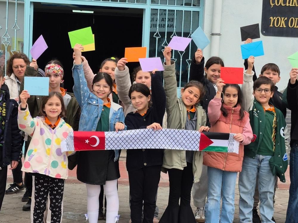 Samsunlu öğrencilerden savaş mağduru çocuklara 23 Nisan mektubu: “Savaş bitsin, çocuklar oynasın” 2