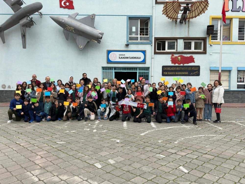 Samsunlu öğrencilerden savaş mağduru çocuklara 23 Nisan mektubu: “Savaş bitsin, çocuklar oynasın” 4