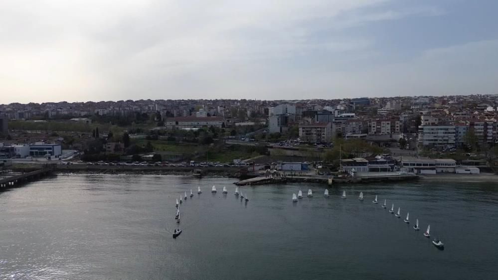 Tekirdağ’da Turizm Haftası’nda denizde görsel şölen: Yelkenciler ve römorkörler büyüledi 3