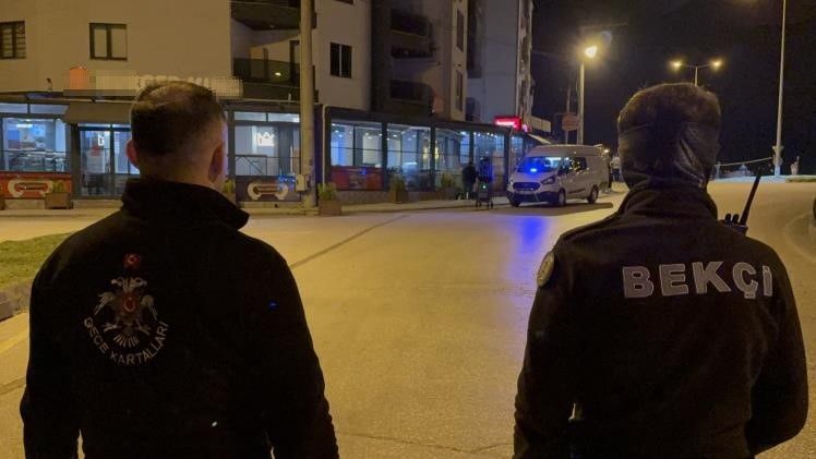 Düzce’de unutulan çanta fünyeyle patlatıldı: İçinden hırsızlık önleyici cihaz çıktı 5