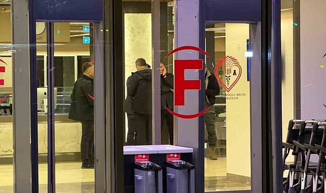 Sırrı Süreyya Önder’e hastane çevresinden pankartlı destek: Diren ha baboş! 6