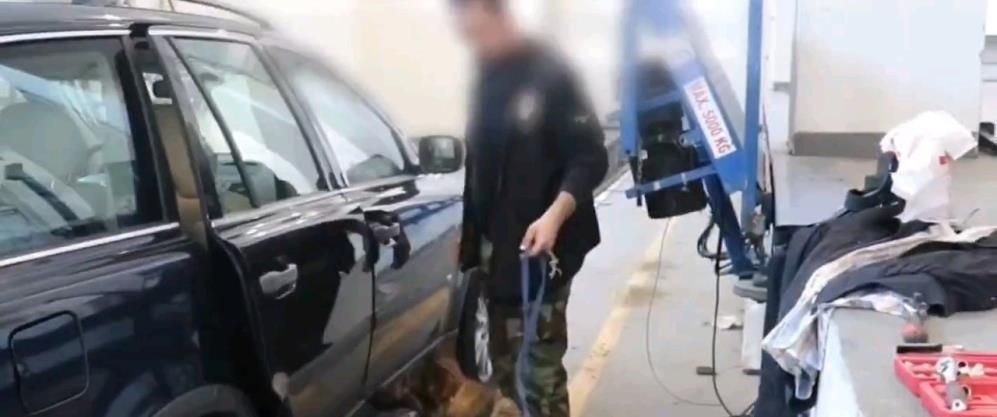 İpsala Sınır Kapısı’nda uyuşturucu darbesi: Cipte 17 kilo esrar yakalandı 3