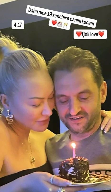 Ünlü şarkıcı Aylin Coşkun, boşanma iddialarına son noktayı koydu 5