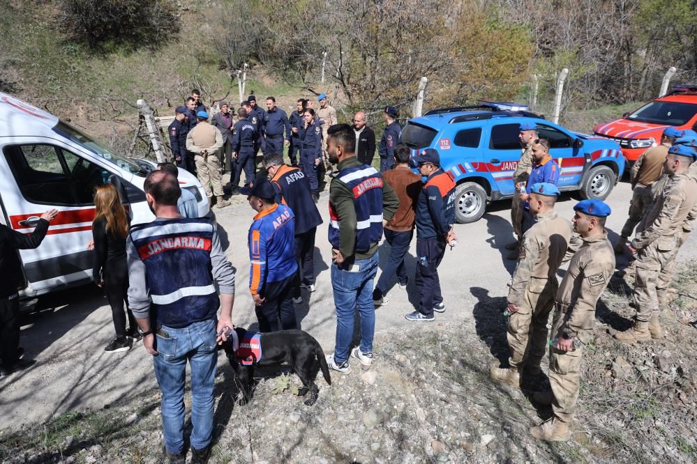 Elazığ'da mucize kurtuluş: 65 yaşındaki Suat Amca 41 saat sonra çalılıkta bulundu, bir parça ekmekle hayatta kaldı 8