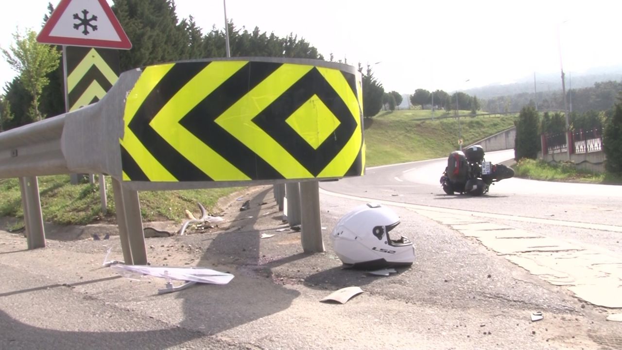 Kartal’da feci kaza! Otomobil ile motosiklet çarpıştı, 1 ağır yaralı 1