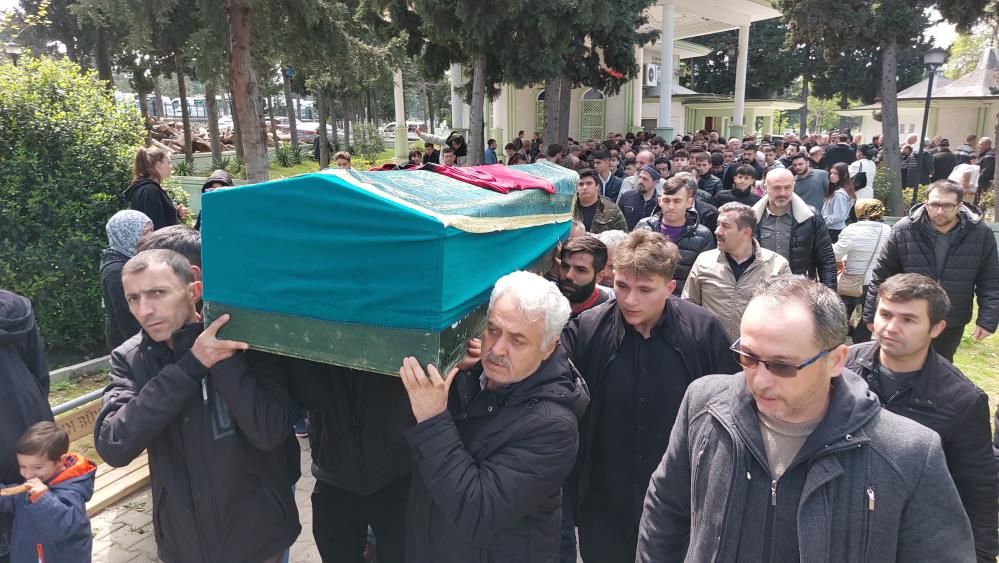 Samsun’da staj faciası: 17 yaşındaki Necip Fazıl Çırak gözyaşlarıyla son yolculuğuna uğurlandı 5