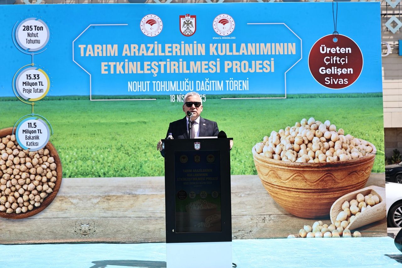 Sivas’ta çiftçilere dev destek: 285 ton nohut tohumu dağıtıldı 2