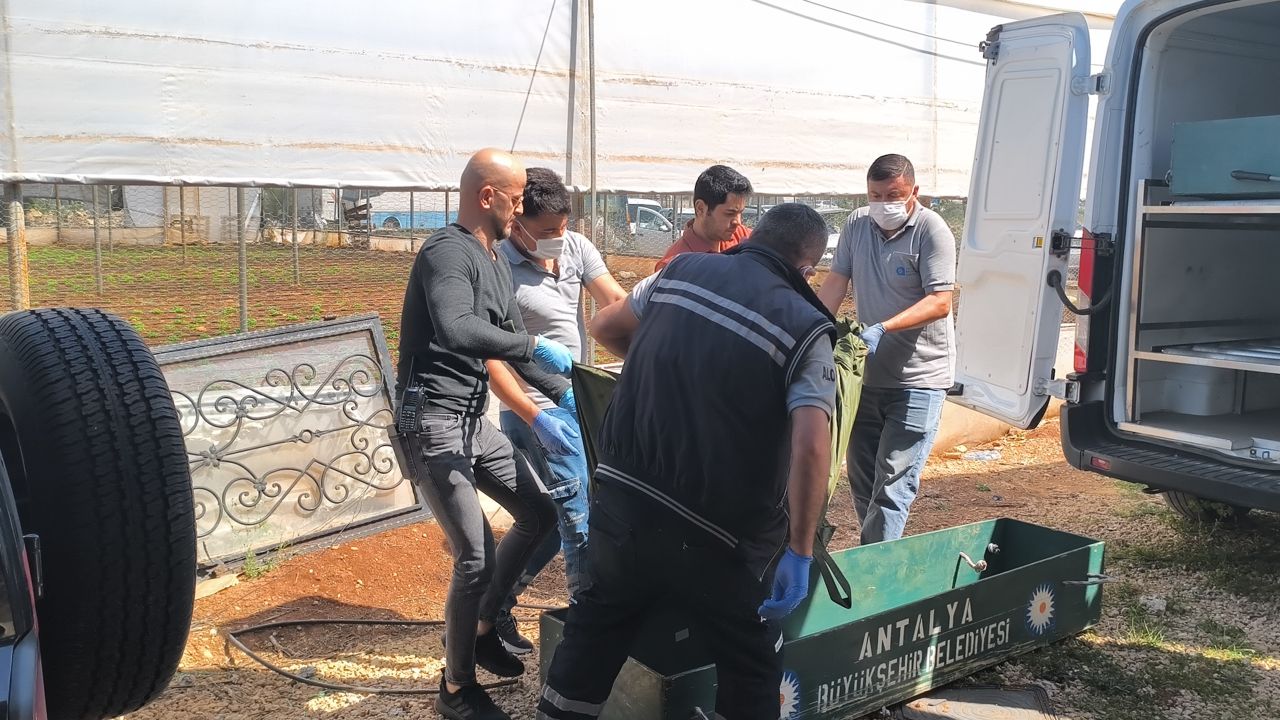 Antalya'da kaybolan kaynak ustasının cansız bedeni Düden Çayı'nda bulundu 6