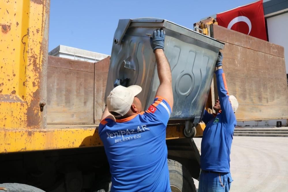 Aydın Büyükşehir’den Yenipazar’a çevre desteği: 100 çöp konteyneri hibe edildi 3