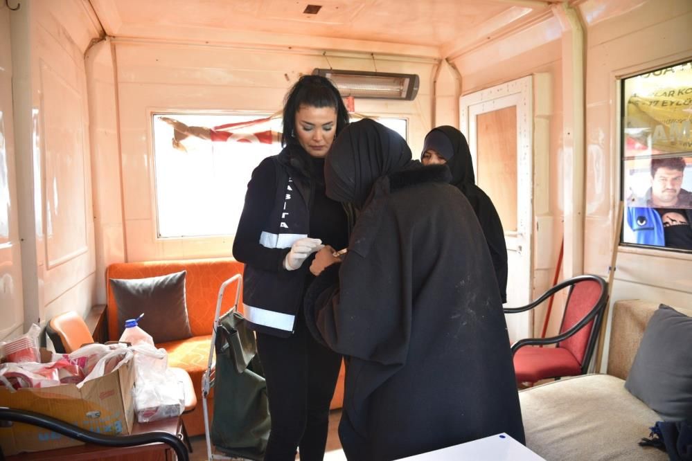 Atakum’da dilencilik denetimi: Zabıta suçüstü yakaladı, paralar kamuya aktarıldı 1