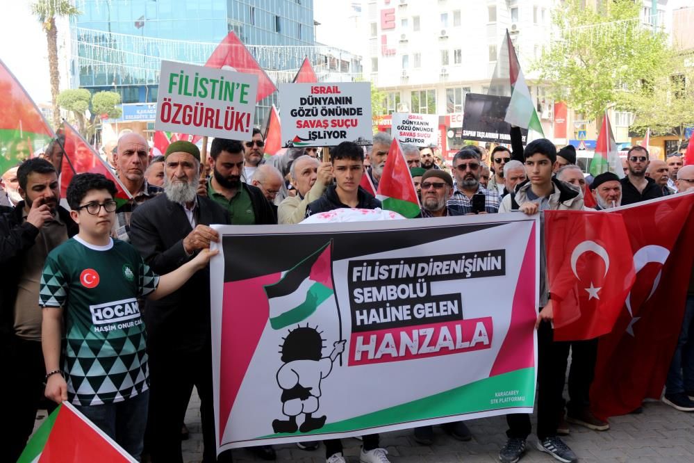 Karacabey’den Gazze’ye güçlü destek: “Gazze Ölüyor, Sessiz Kalma” eylemi 1