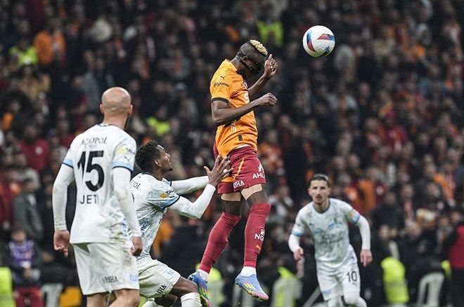 Nihat Kahveci'den Galatasaray'ın yıldızına övgü dolu sözler: Böyle bir topçu olamaz 5