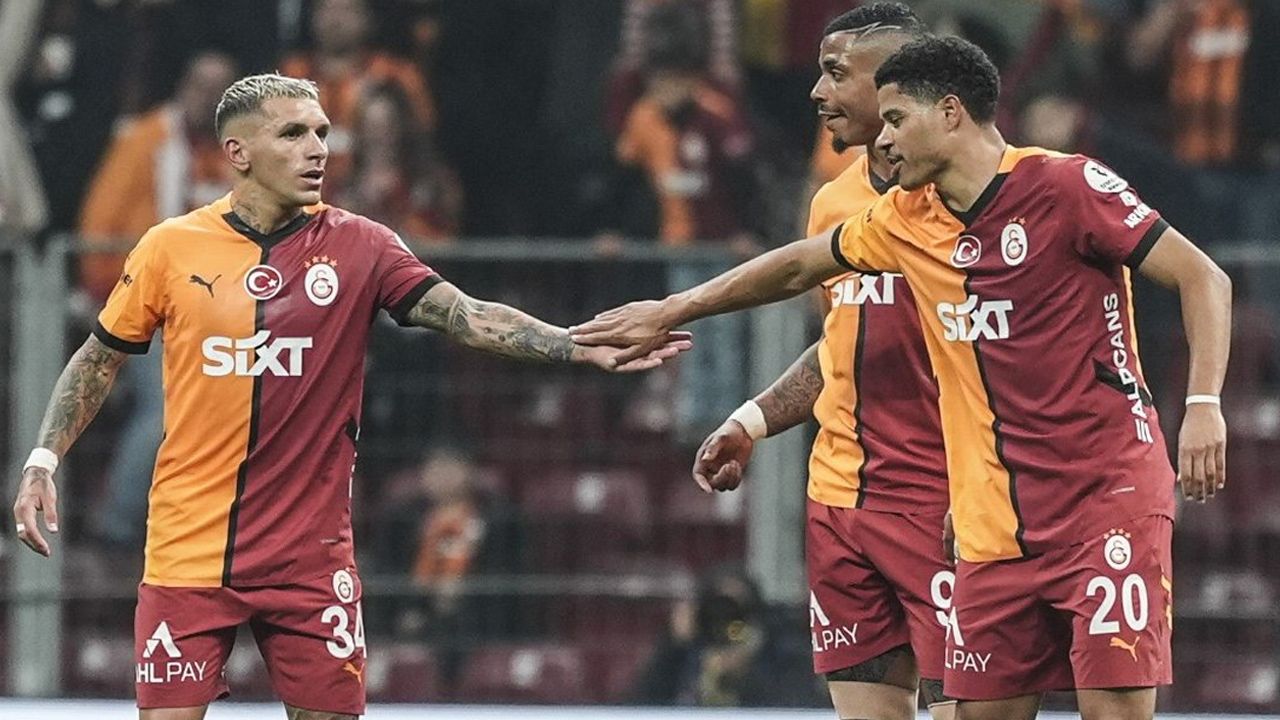 Serhat Akın Fenerbahçelilere acı haberi verdi: "Galatasaray Eyüpspor'u yenerse şampiyonluk yarışı biter! Bu takımı nasıl durdurabilirsin ki?" 3