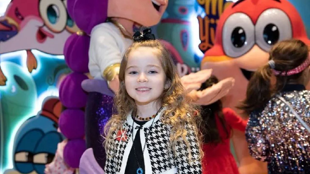 Kutu bebek Ebrar büyüdü! Çocuktan Al Haberi'nin minik yıldızı Eşref Rüya'da! 2
