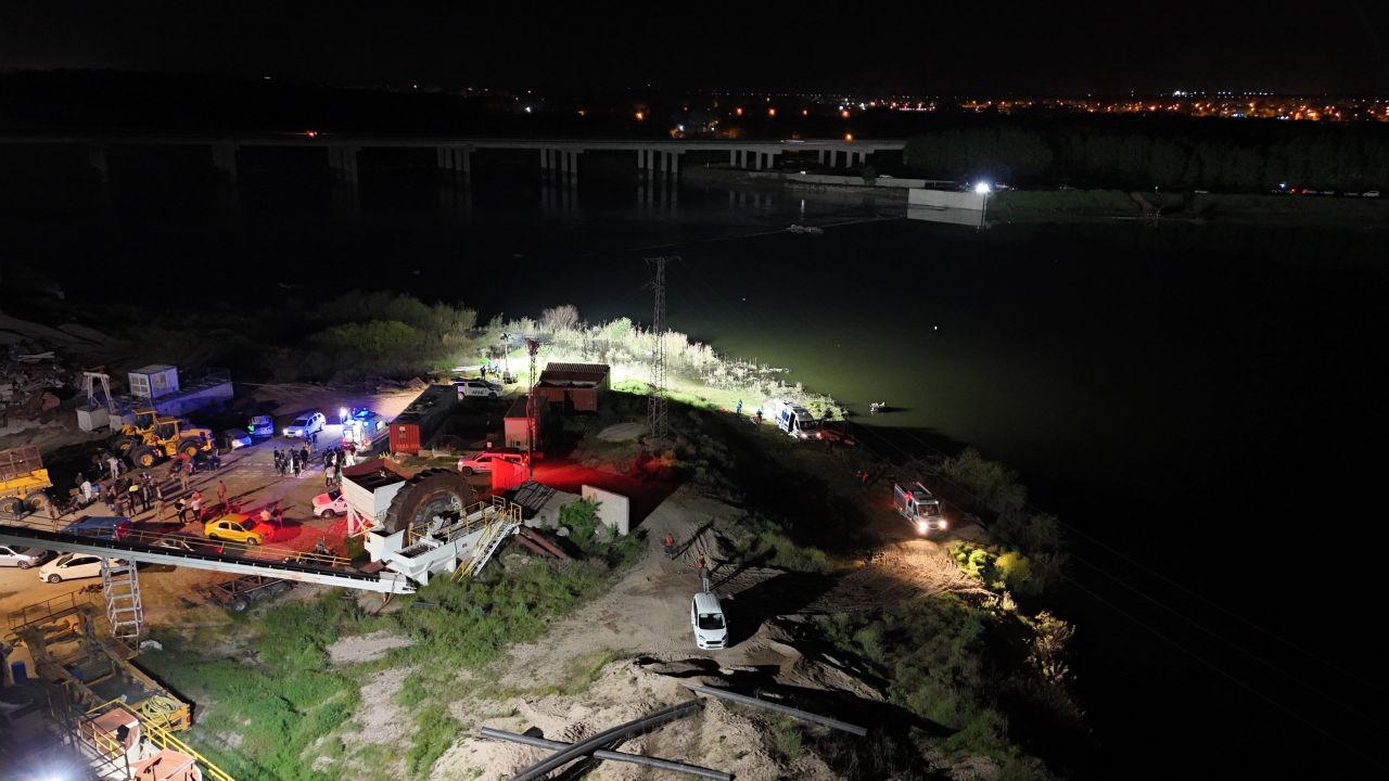 Edirne’de yürek yakan olay! Meriç Nehri’nde yüzmek isteyen çocuk hayatını kaybetti 4
