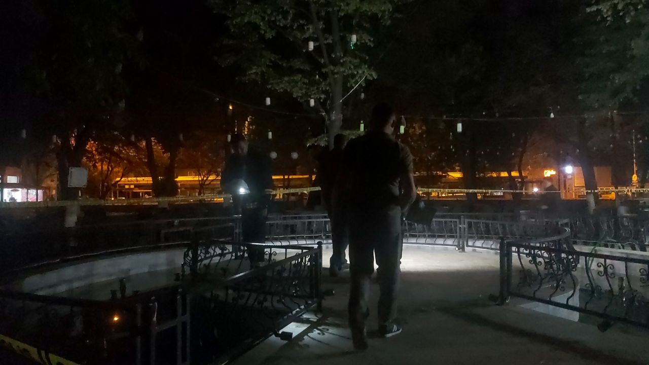 Kırklareli’de dehşet anları! Süs havuzunda elektriğe kapılan 1’i çocuk 4 kişi ağır yaralandı 5