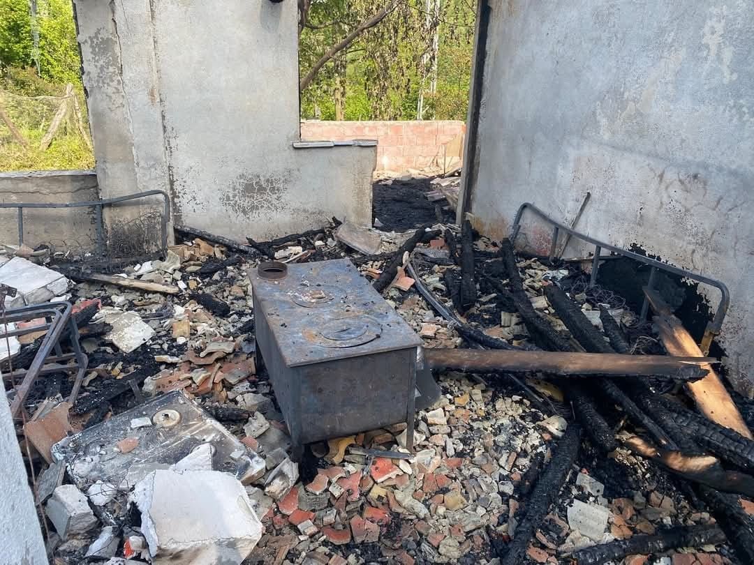 Sakarya’da korkutan yangın: Tek katlı ev küle döndü 2