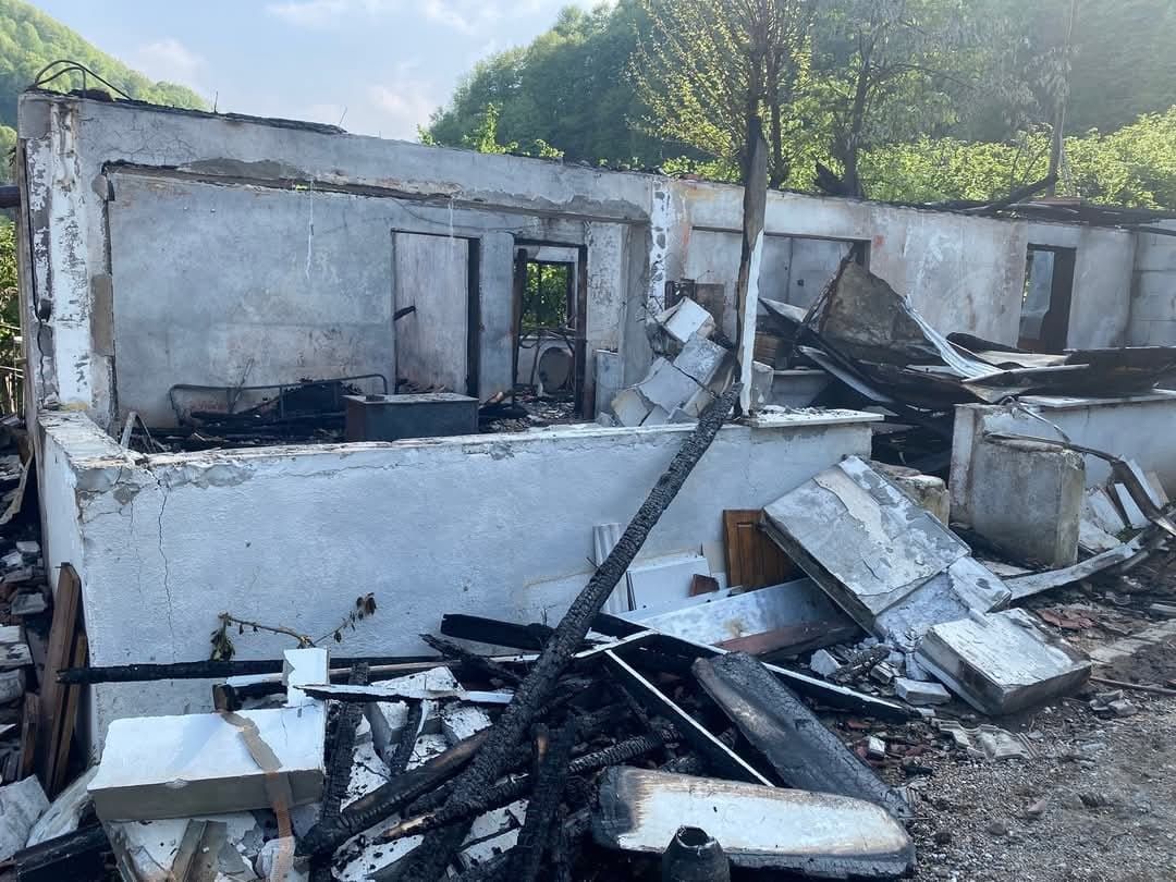 Sakarya’da korkutan yangın: Tek katlı ev küle döndü 5