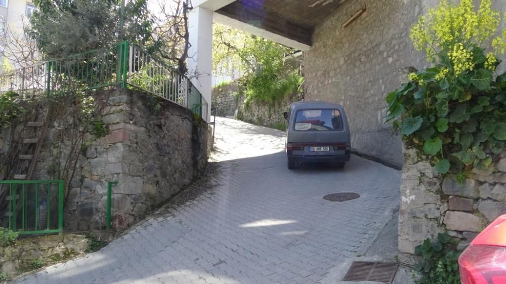 Türkiye'de eşi benzeri yok... Artvin’in “Ayaklı Camisi”: Altından yol geçen mimari harika 4