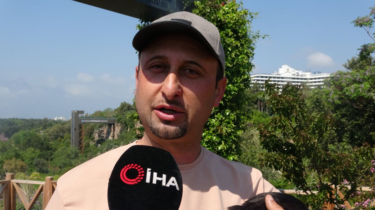 Antalya’da şaşırtan anlar! Yavru köpek balığı çapaya saldırdı, balıkçı şoke oldu 2