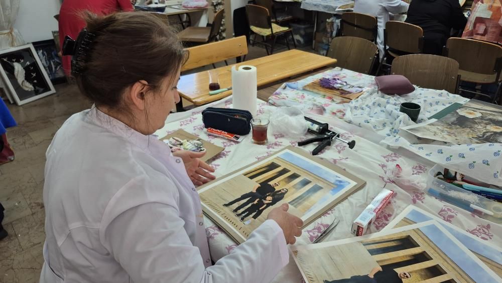 Düzce’de rölyef sanatı: Kağıtla üç boyutlu eserler hayat buluyor 6