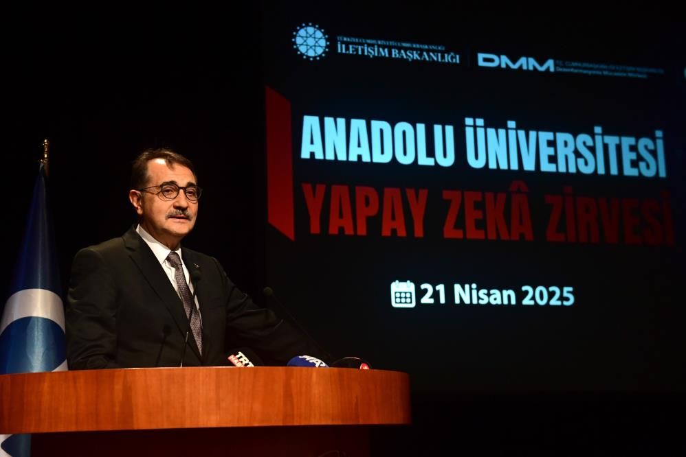 Eskişehir’de yapay zekâ zirvesi: Geleceğin teknolojisi masaya yatırıldı 5
