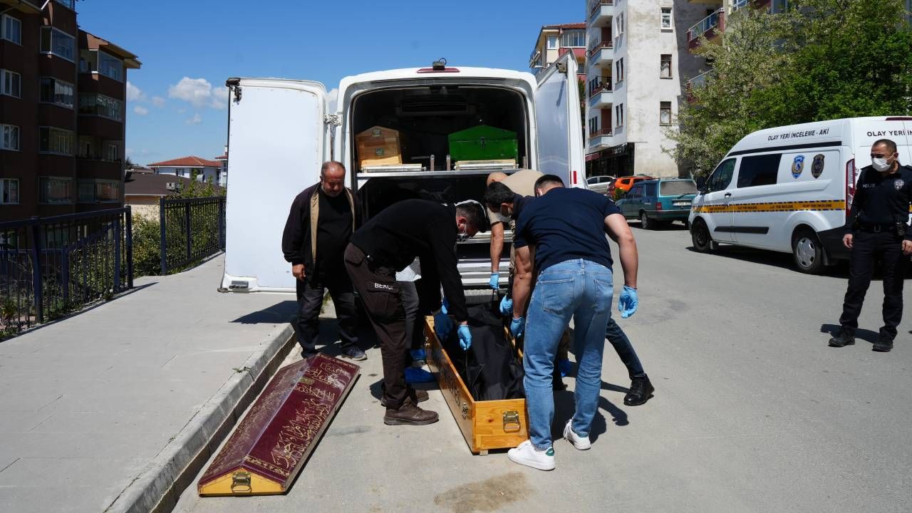 Hamile kadının cesedi evde bulunmuştu: 1,5 yaşındaki çocuğuyla her gün eve geliyormuş 6