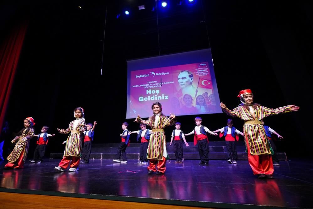 Beylikdüzü’nde 23 Nisan coşkusu: Çocuk bakımevleri renkli gösterilerle bayramı kutladı 2