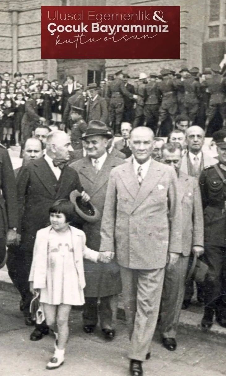 Ünlülerden 23 Nisan Ulusal Egemenlik ve Çocuk Bayramı paylaşımları 8