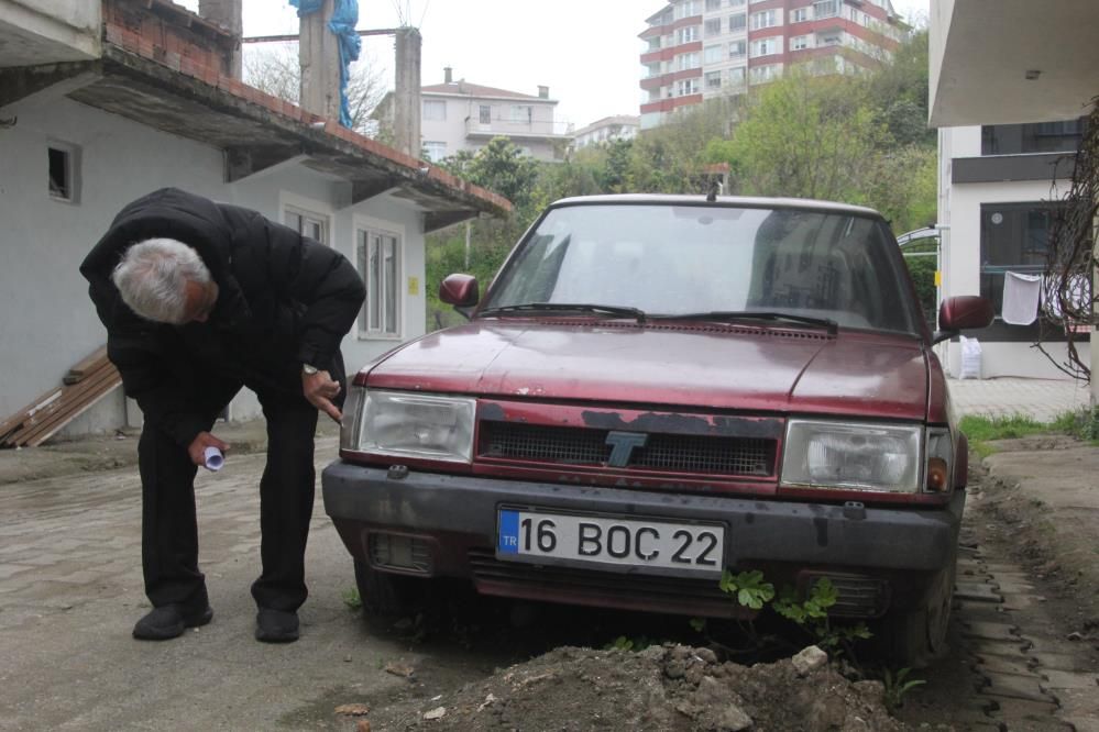 Emekli öğretmenin 17 yıllık çilesi: Hayalindeki Tofaş Kartal evinin önünde çürüyor! 6