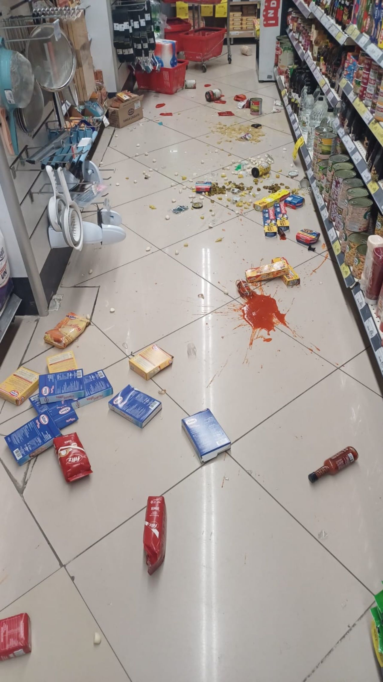İstanbul depreminde kritik anlar! Telefonlara saniyeler önce uyarı geldi 1