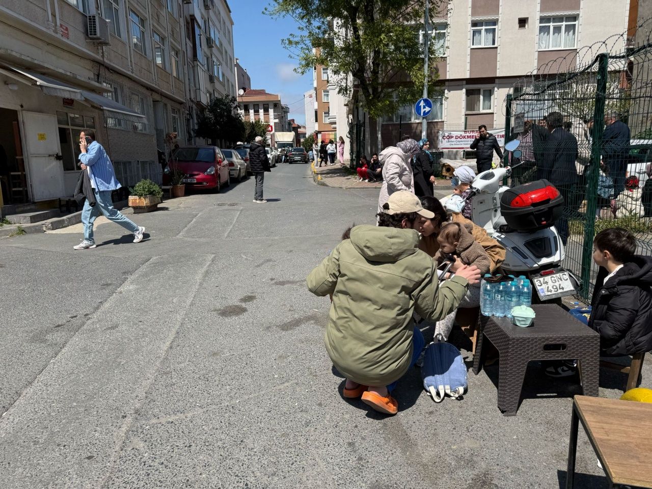 İstanbul depreminde kritik anlar! Telefonlara saniyeler önce uyarı geldi 5