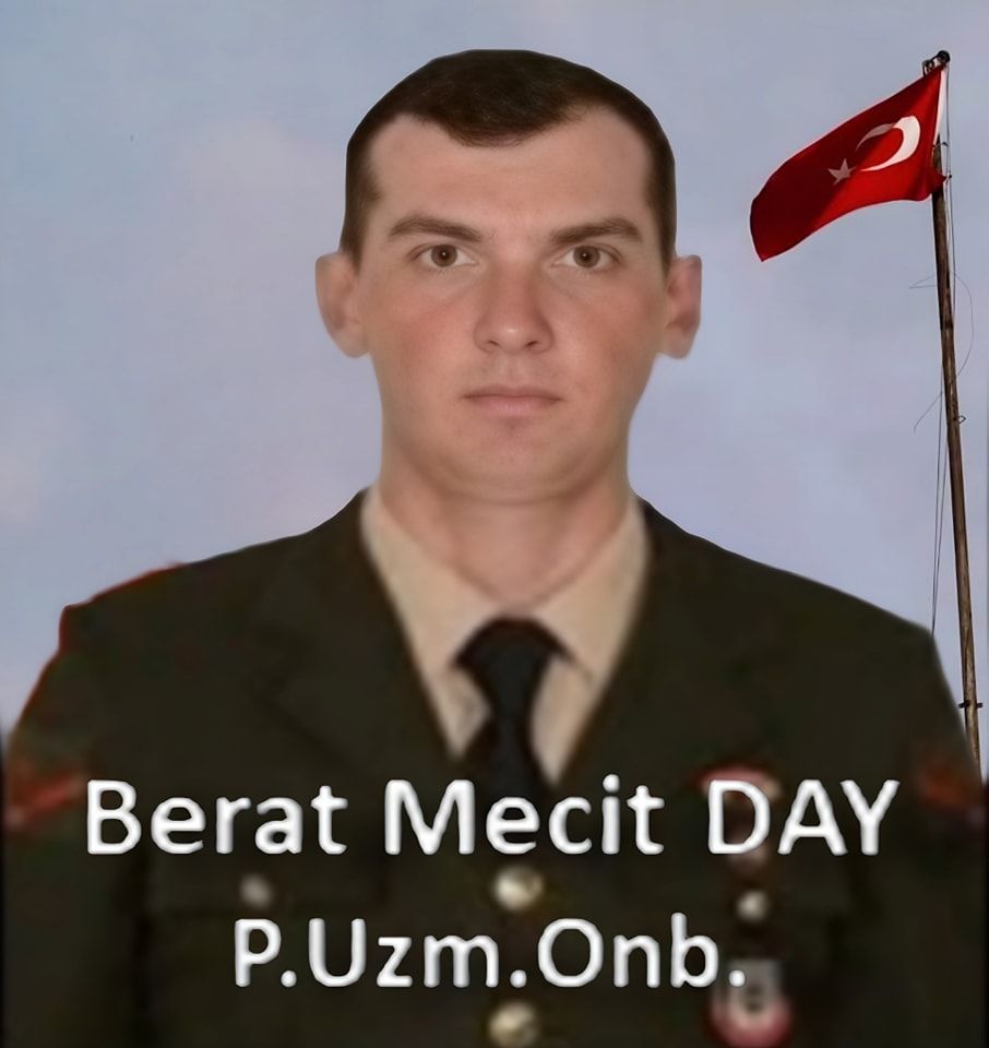 Trabzon’a şehit ateşi düştü! Şehit Piyade Uzman Onbaşı Berat Mecit Day'ın cenazesi evine getirildi 1