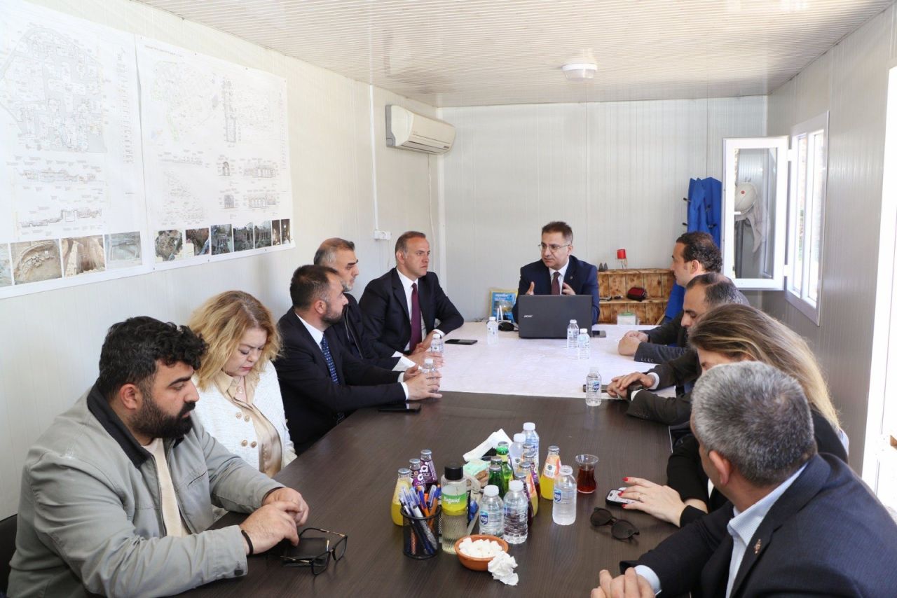 Sancaktepe Belediyesi depremzedelerin yanında! Tesisler açıldı, sıcak ikramlar dağıtıldı 3