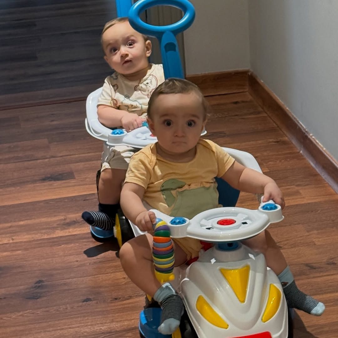 Gözyaşı kanalları tıkanan Minik Ayel ve Emir ameliyattan çıktı! Yasemin Şefkatli, bebeklerinin son durumunu açıkladı 8
