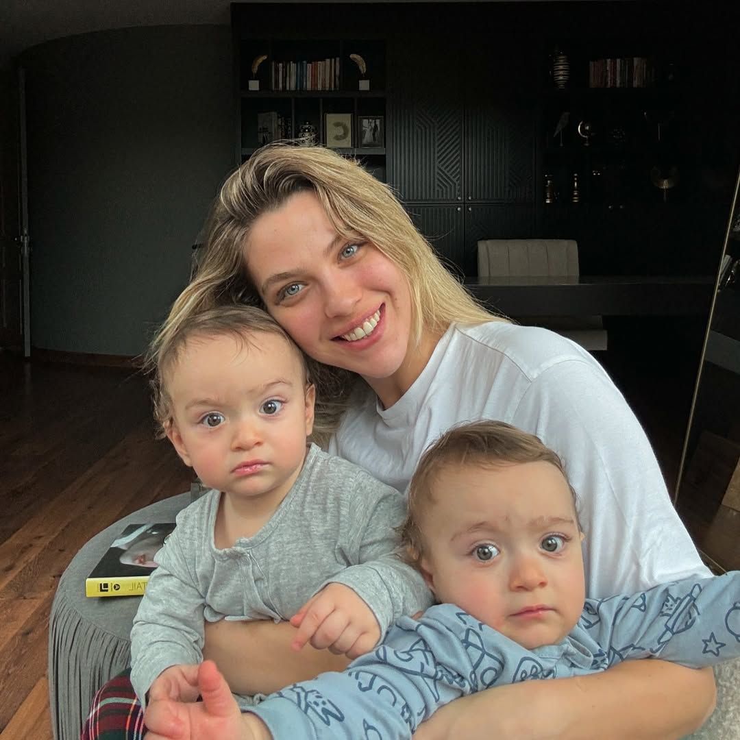 Gözyaşı kanalları tıkanan Minik Ayel ve Emir ameliyattan çıktı! Yasemin Şefkatli, bebeklerinin son durumunu açıkladı 12