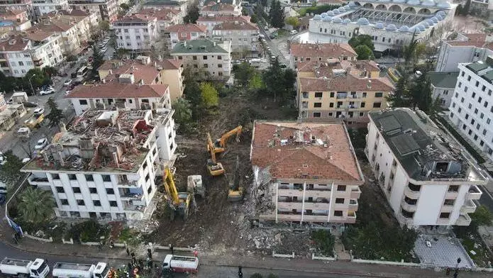İstanbul için korkunç rakam: Acil yapılmazsa 7'lik bir depremde milyonlar risk altında! 7