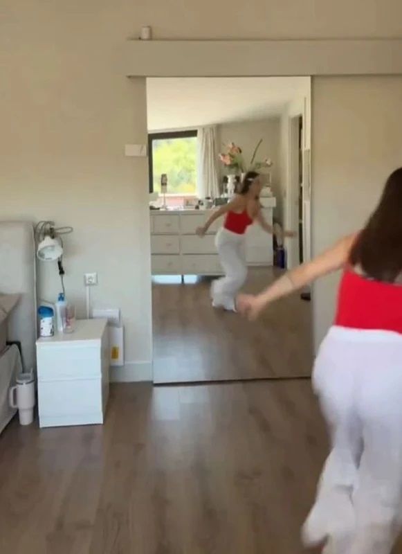Depreme video çekerken yakalanmıştı! Fulya Zenginer, yaşadığı korku dolu anları anlattı: Deli gömleğine bir adım daha yaklaştım 3