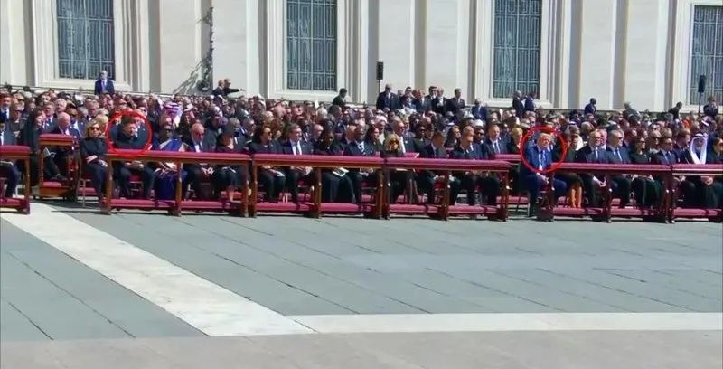 Beyaz Saray'daki tarihi kavga sonrası Trump ve Zelenskiy ilk kez bir araya geldi! Papa'nın cenaze töreninde kısa görüşme... 10