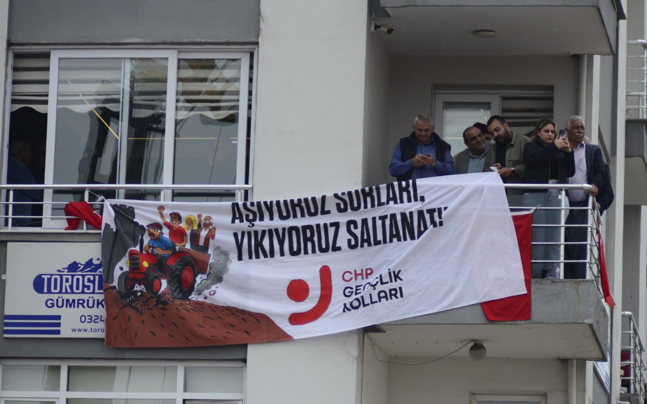 Özgür Özel siyaseti bırakacağını açıkladı, Milli Eğitim Bakanına hakaret etti 7