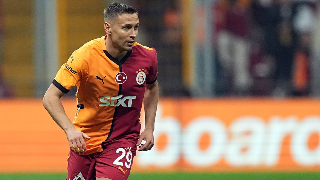 Galatasaray'ın Eyüpspor maçı ilk 11'i belli oldu! Okan Buruk rakibini işte böyle yıkacak 4