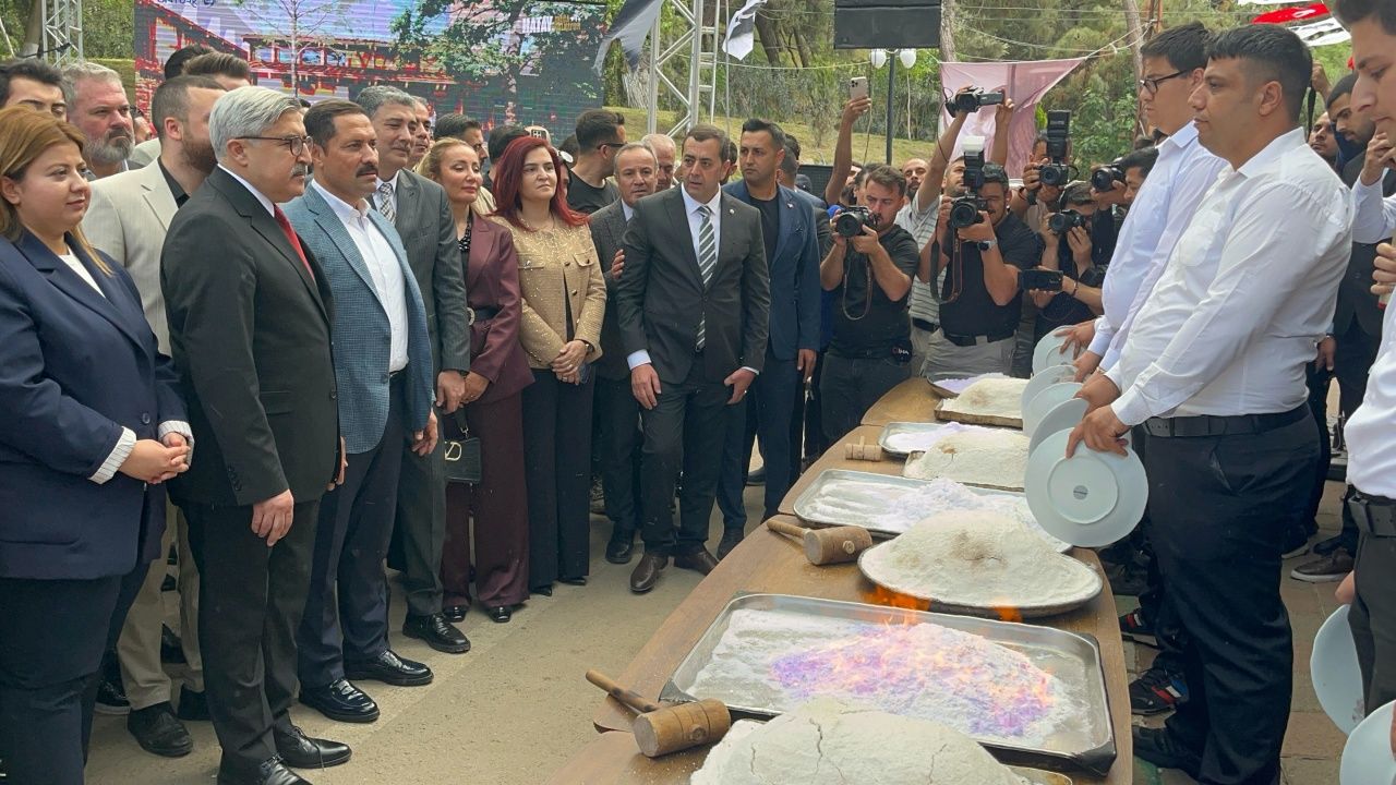 Gastronomi şehri parlıyor! Hatay’ın alevli lezzeti ‘tuzda tavuk’ tescilleniyor 4