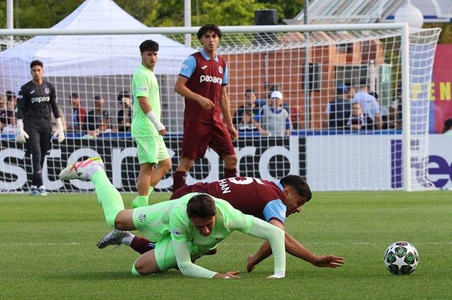 Trabzonspor, tarihi başarısı sonrası tebrik yağmuruna tutuldu 2