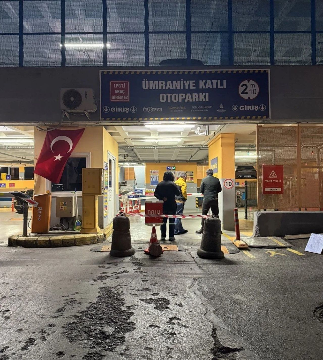 İstanbul’da şok gelişme! İSPARK’ın 36 otoparkı ruhsatsız olduğu için mühürlendi 6