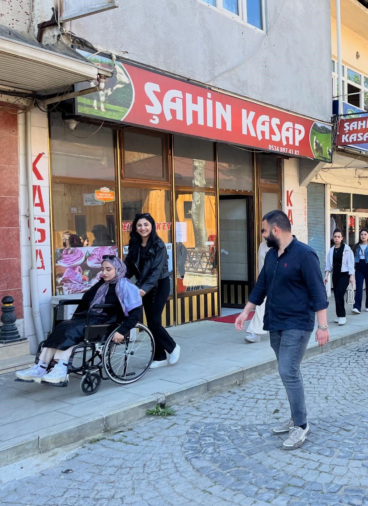 Artvin’de yürekleri ısıtan etkinlik! Öğrenciler engelli bireylerin yaşamına empatiyle dokundu 2