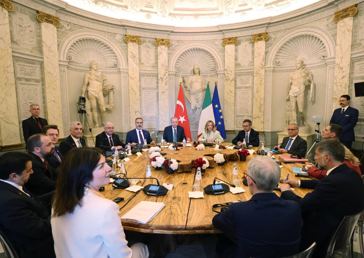 İtalya ile yakın işbirliği... Cumhurbaşkanı Erdoğan: Yeni ticaret hedefimizi 40 milyar dolar olarak belirledik 6