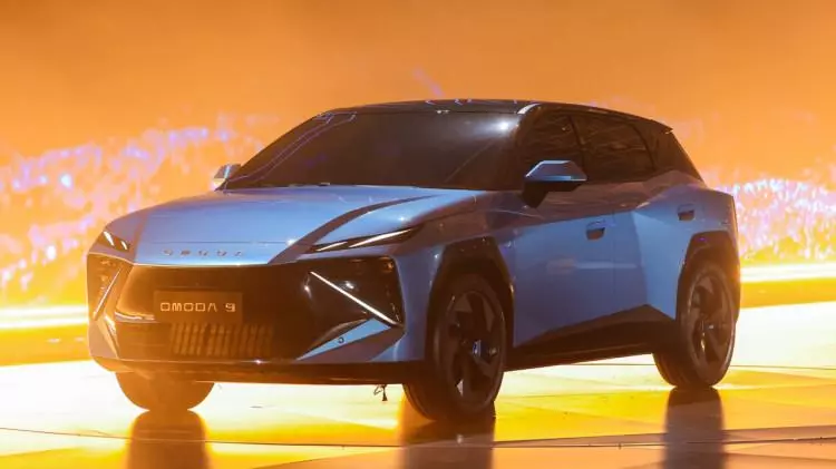 Ünlü markanın yeni otomobili gündem oldu! Türkiye fiyatı piyasayı karıştıracak 10