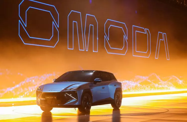 Ünlü markanın yeni otomobili gündem oldu! Türkiye fiyatı piyasayı karıştıracak 6
